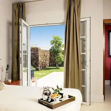 Puerto Del Carmen Sleeps 6 Air Con Wifi Puerto del Carmen